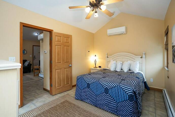 Imagen general del Hotel Bridge Inn, Michigan City. Foto 3