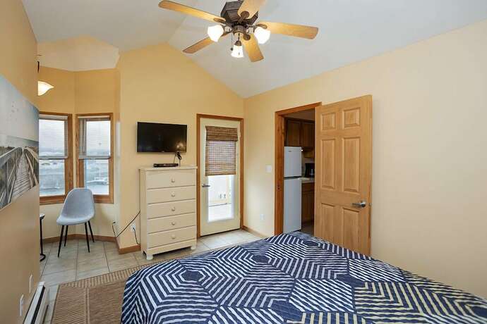 Imagen general del Hotel Bridge Inn, Michigan City. Foto 7