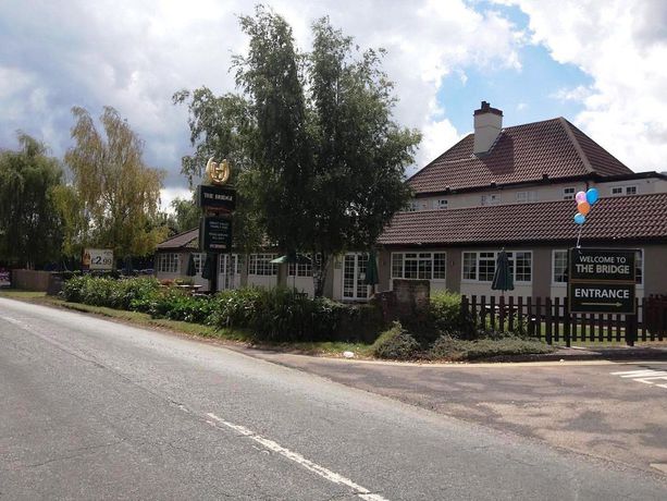 Imagen general del Hotel Bridge Inn by Greene King Inns. Foto 1