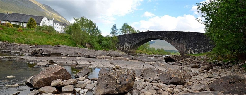 Imagen de los exteriores del Hotel Bridge Of Orchy. Foto 10