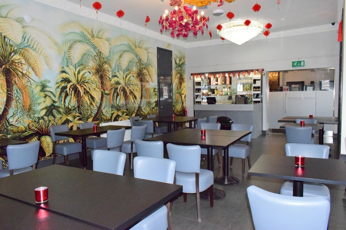 Imagen del bar/restaurante del Hotel Bridge Park. Foto 2