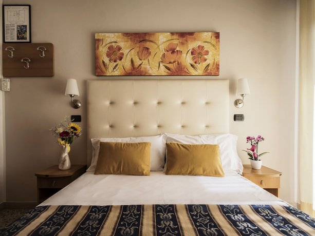 Imagen de la habitación del Hotel Bridge, Rimini. Foto 6
