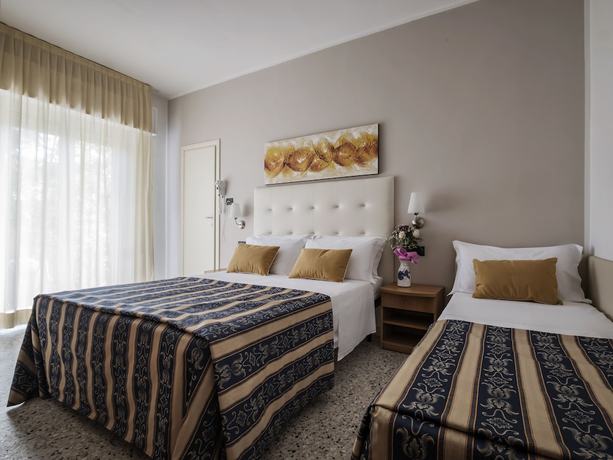 Imagen de la habitación del Hotel Bridge, Rimini. Foto 8