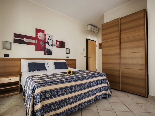 Imagen de la habitación del Hotel Bridge, Rimini. Foto 12