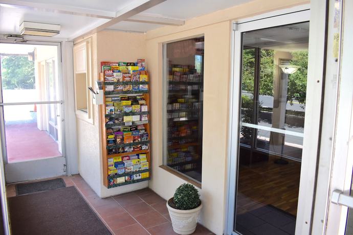 Imagen de los interiores del Hotel Bridge Views Inn. Foto 17