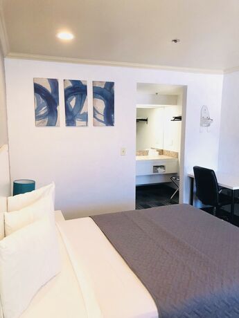 Imagen de la habitación del Hotel BridgePoint Inn Daly City. Foto 18