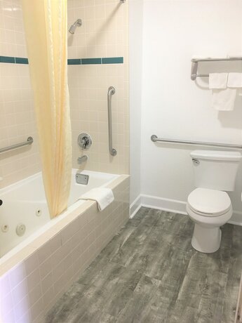 Imagen general del Hotel BridgePoint Inn Daly City. Foto 11