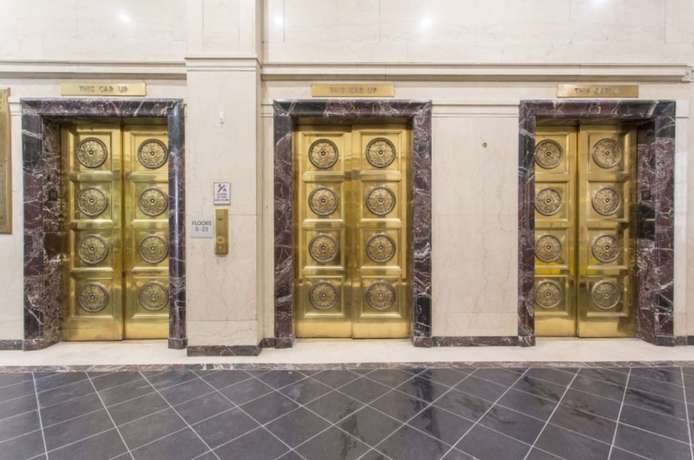 Imagen de los interiores del Hotel BridgeStreet at The Clark Building. Foto 12