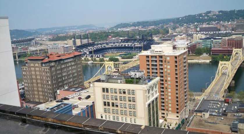 Imagen de los exteriores del Hotel BridgeStreet at The Clark Building. Foto 10