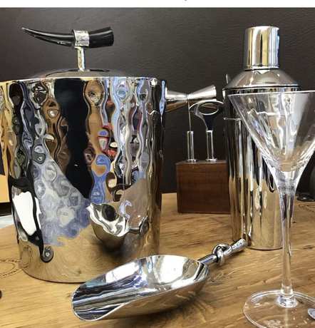 Imagen de los interiores del Hotel Bridgehampton Inn. Foto 18