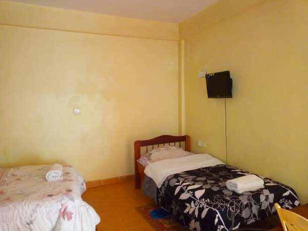 Imagen de la habitación del Hotel Bridgestone. Foto 12