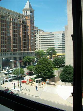 Imagen de la habitación del Hotel Bridgestreet At Newseum Residences. Foto 6