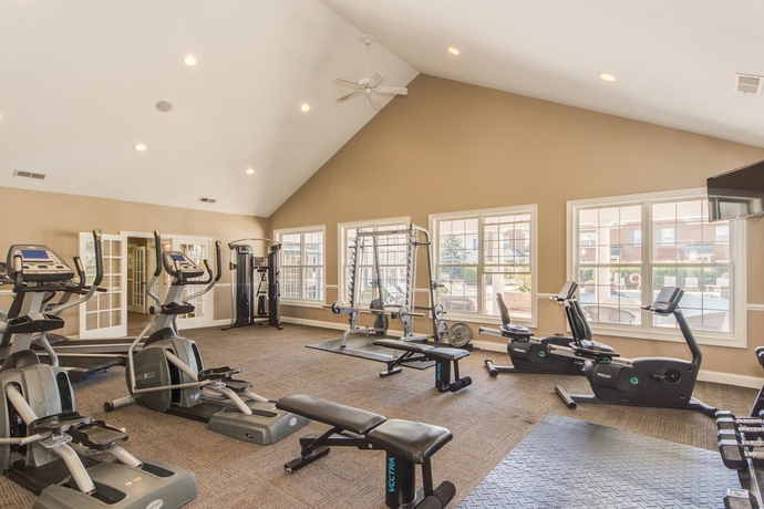 Imagen de los interiores del Hotel Bridgestreet At Pines At Tuttle Crossing. Foto 14