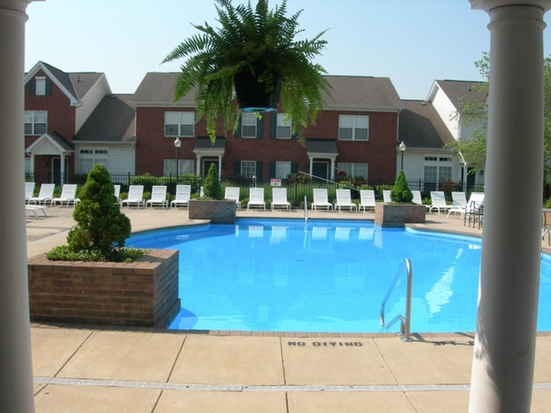 Imagen de la piscina del Hotel Bridgestreet At Pines At Tuttle Crossing. Foto 19