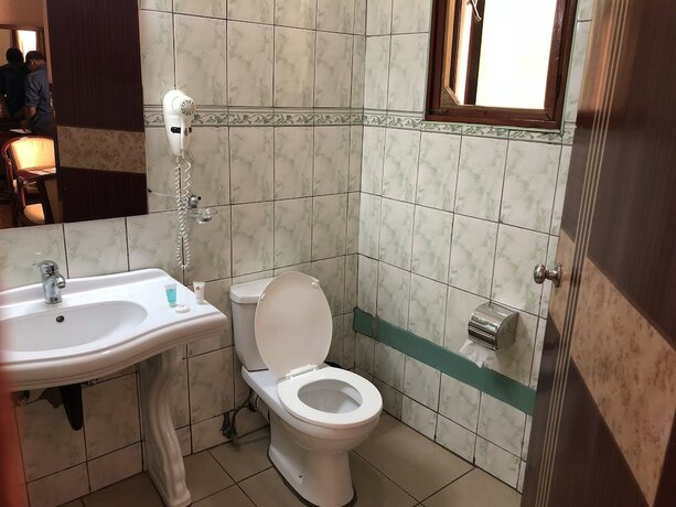 Imagen de la habitación del Hotel Bridgeview and Conference Centre. Foto 19