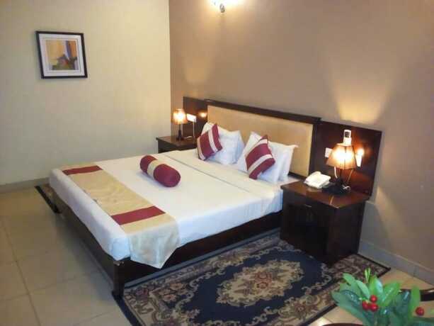 Imagen de la habitación del Hotel Bridgeview and Conference Centre. Foto 25