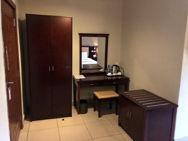 Imagen de la habitación del Hotel Bridgeview and Conference Centre. Foto 27