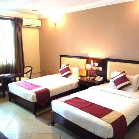 Imagen de la habitación del Hotel Bridgeview and Conference Centre. Foto 34