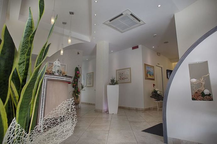 Imagen de los interiores del Hotel Brienz, Bellaria-Igea Marina. Foto 16