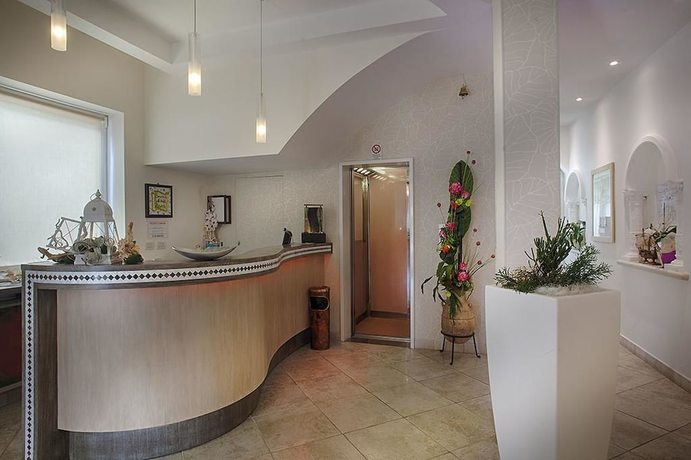 Imagen de los interiores del Hotel Brienz, Bellaria-Igea Marina. Foto 18