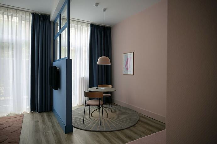 Imagen de la habitación del Hotel Bries Den Haag Scheveningen. Foto 16