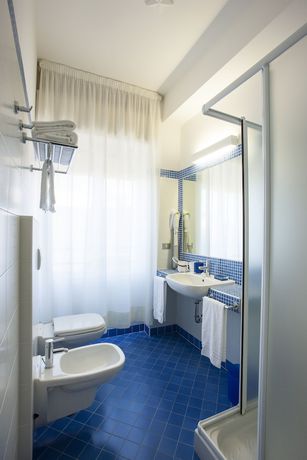 Imagen de la habitación del Hotel Brig. Foto 17