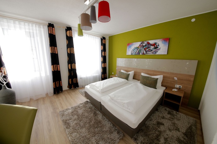 Imagen de la habitación del Hotel Brigach. Foto 4