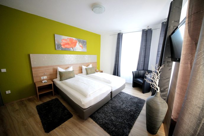 Imagen de la habitación del Hotel Brigach. Foto 7