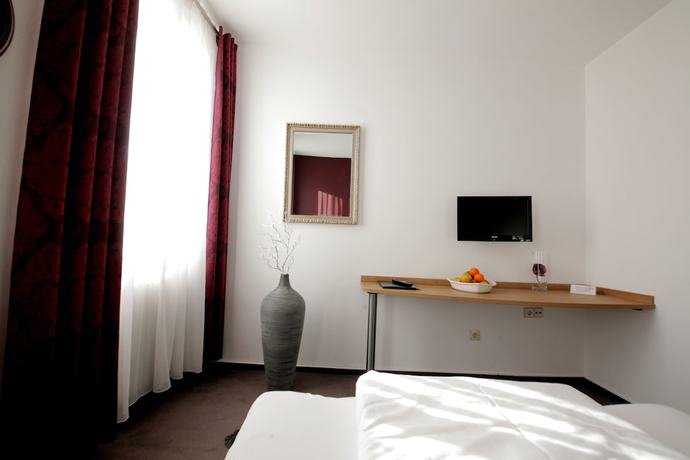 Imagen de la habitación del Hotel Brigach. Foto 12