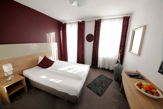 Imagen de la habitación del Hotel Brigach. Foto 14