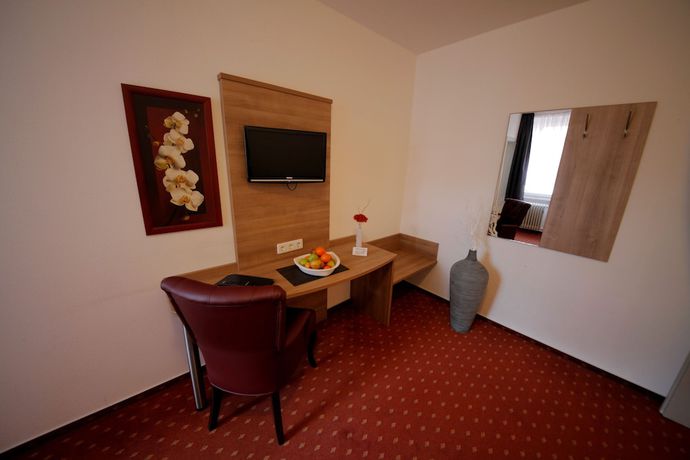 Imagen de la habitación del Hotel Brigach. Foto 16
