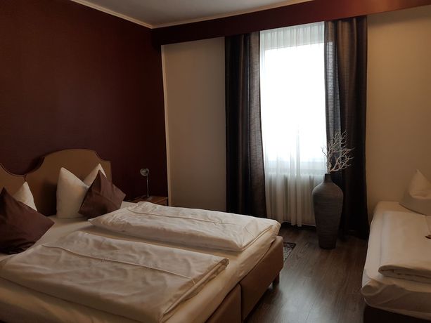 Imagen de la habitación del Hotel Brigach. Foto 20