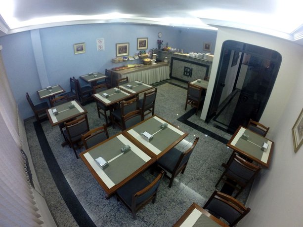 Imagen de los interiores del Hotel Brigadeiro. Foto 20