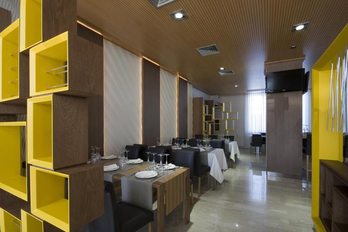 Imagen del bar/restaurante del Hotel Briganti. Foto 7