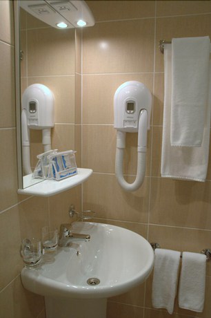 Imagen de la habitación del Hotel Brigantine. Foto 15