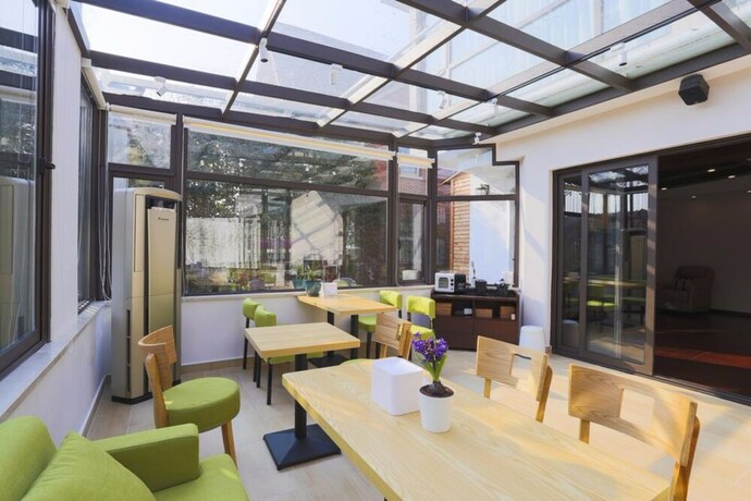 Imagen del bar/restaurante del Hotel Bright House Shanghai Disney Branch. Foto 24