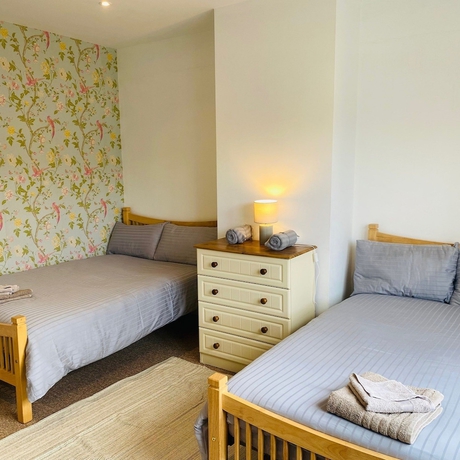 Imagen de la habitación del Hotel Bright Modern Welcoming Home Easy Stroll Along Pathway Into Kenmare Town. Foto 1