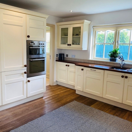 Imagen de la habitación del Hotel Bright Modern Welcoming Home Easy Stroll Along Pathway Into Kenmare Town. Foto 3