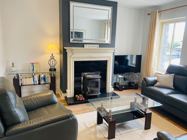 Imagen de la habitación del Hotel Bright Modern Welcoming Home Easy Stroll Along Pathway Into Kenmare Town. Foto 10