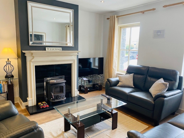 Imagen de la habitación del Hotel Bright Modern Welcoming Home Easy Stroll Along Pathway Into Kenmare Town. Foto 11