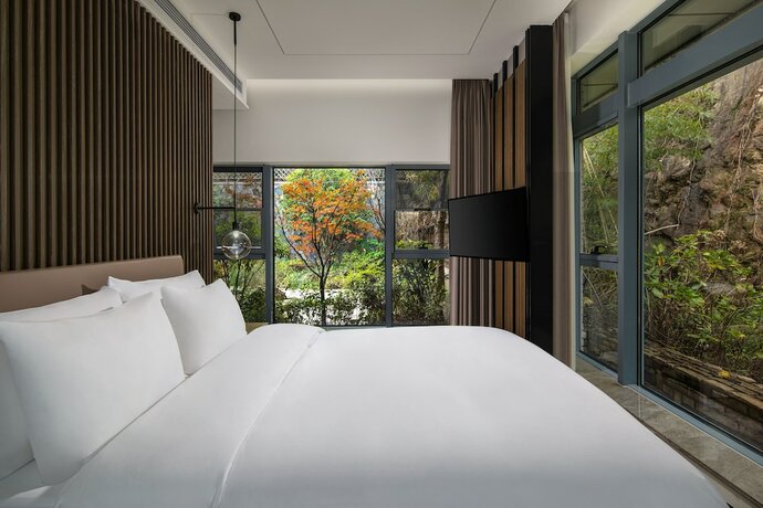 Imagen de la habitación del Hotel Bright Qiandaolake Resort. Foto 27