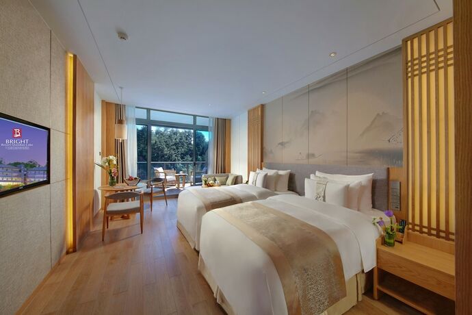 Imagen de la habitación del Hotel Bright Qiandaolake Resort. Foto 30