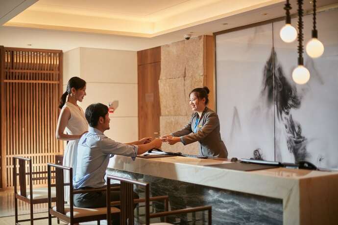 Imagen de los interiores del Hotel Bright Qiandaolake Resort. Foto 32