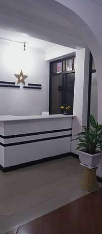 Imagen de los interiores del Hotel Bright Star, ARUSHA. Foto 20