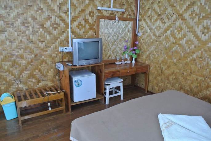 Imagen de la habitación del Hotel Bright hotel. Foto 7