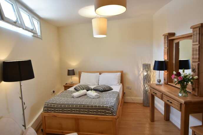 Imagen de la habitación del Hotel Brighter Properties. Foto 19