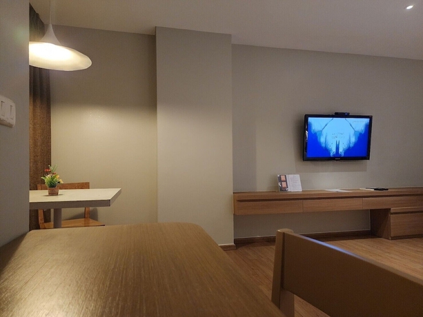 Imagen de la habitación del Hotel Brighton, Bangkok. Foto 7