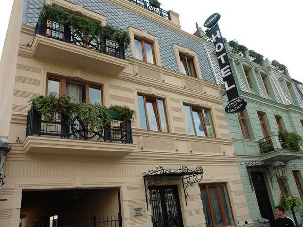 Imagen general del Hotel Brighton, Batumi. Foto 1