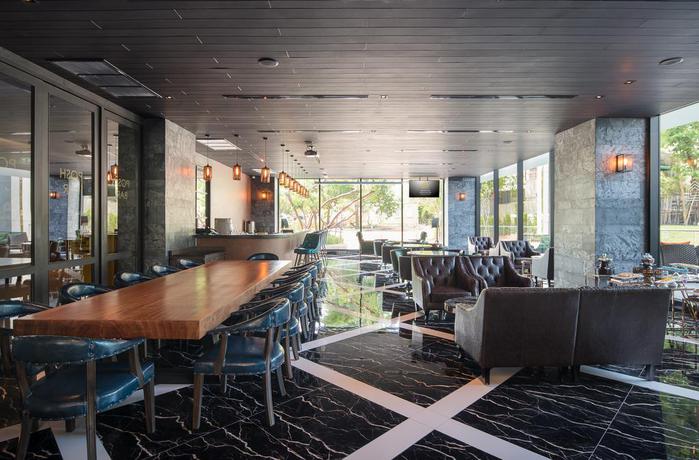 Imagen del bar/restaurante del Hotel Brighton Grand Pattaya. Foto 6