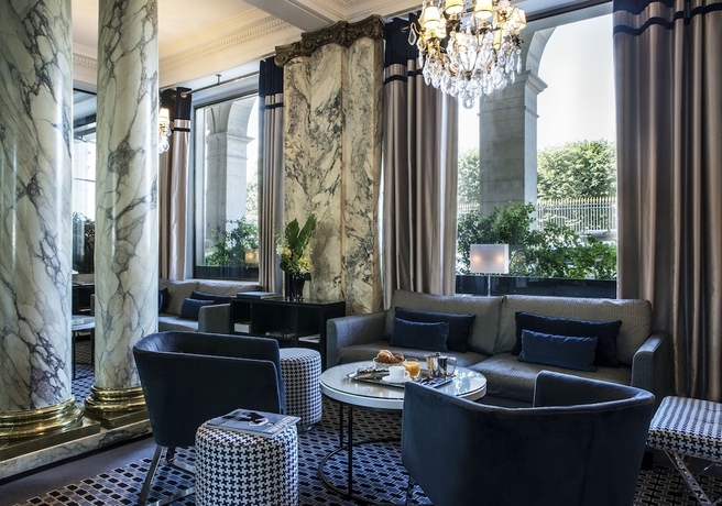 Imagen de los interiores del Hotel Brighton, París. Foto 19